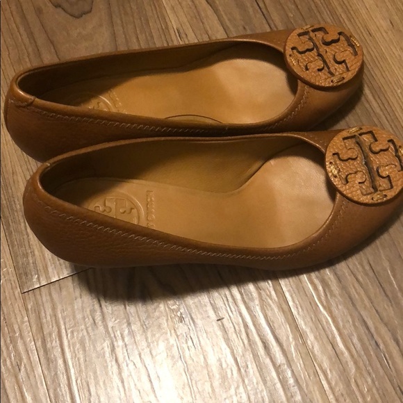 Shoe - Picture 1 of 6